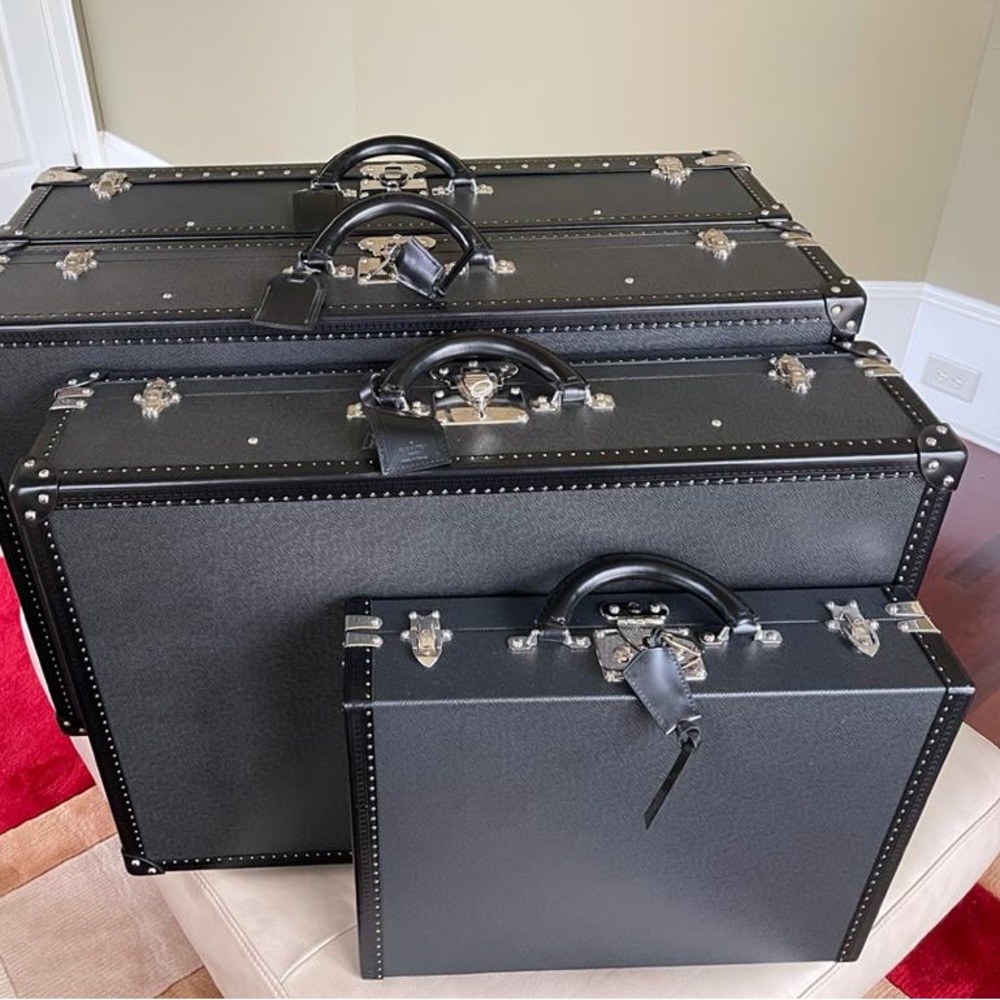 Louis Vuitton Black Taiga leather suitcase set